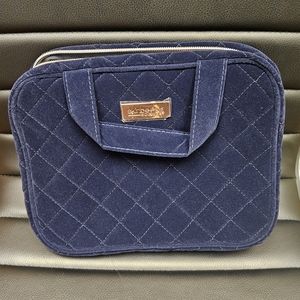 ❤️ 5 for $25! SkinBetter Science Blue Velvet Cosmetic Bag